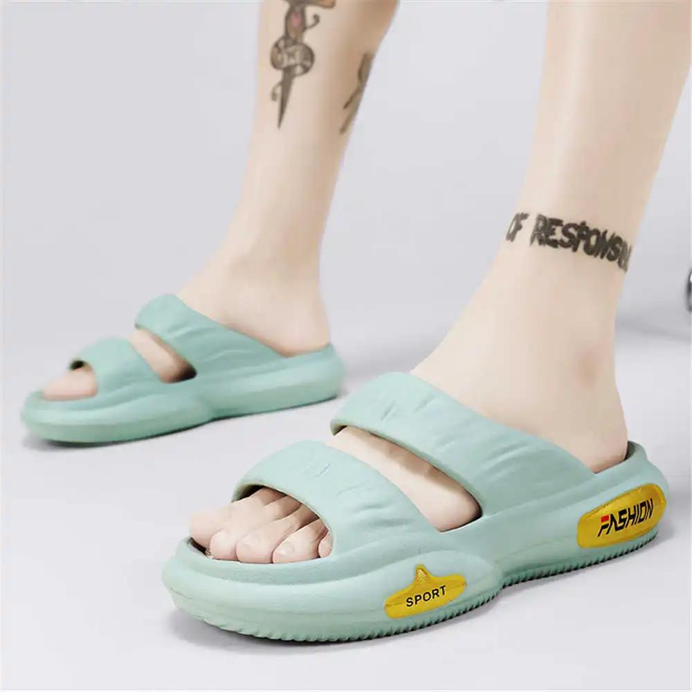 Fashion Ablution Slip-resistant Men Bathroom Slippers Men Sandal Shoes Men's Sneakers Size 46 Sports Footwear Top Comfort Luxury