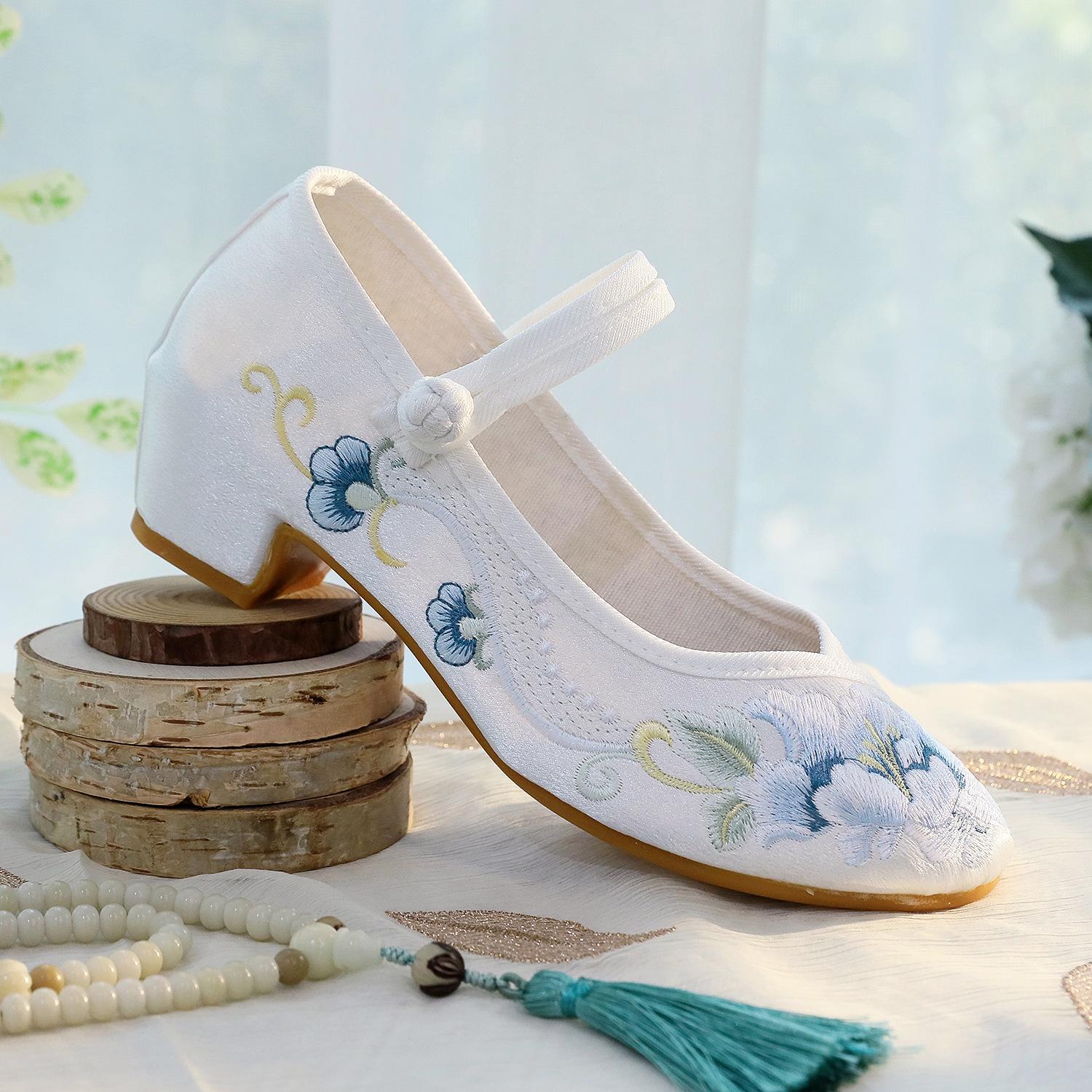 

Туфли на каблуке-рюмке Lingyue, новые туфли на каблуке-рюмке с обувью ципао ханьфу, этнические одинарные туфли, вышитые туфли 37 белый