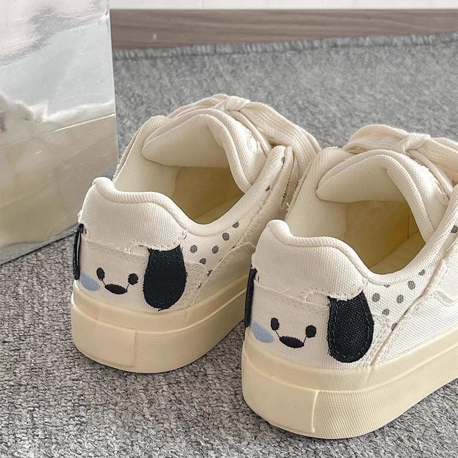 Dopamine Spring and Summer Platform White Shoes Women's 2025 New Casual Board Shoes Women's Shoes Cute Student Puppy Bread Shoes