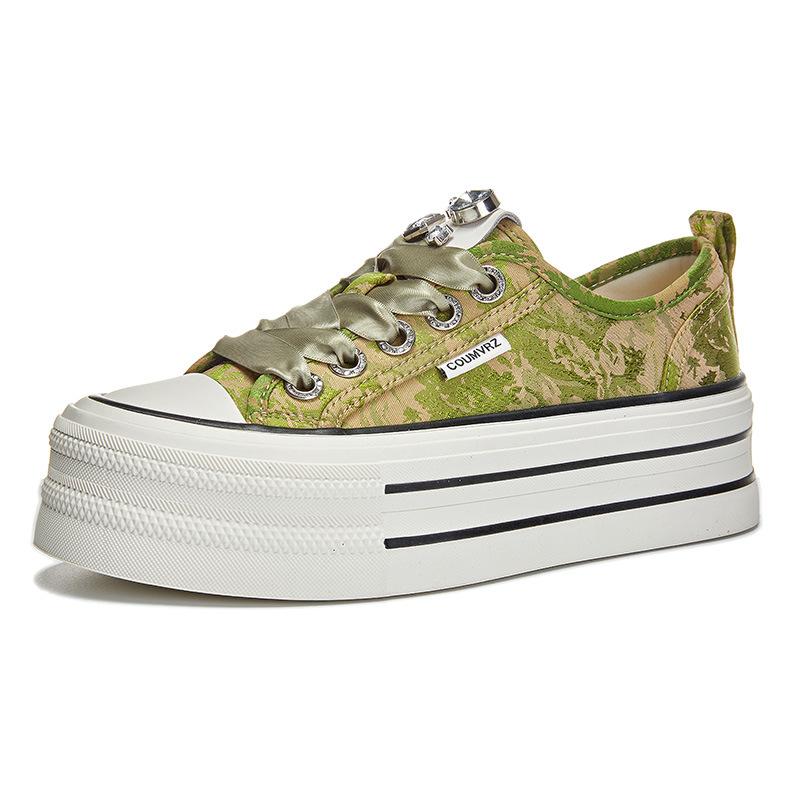 Guofeng Leather Little White Shoes Women's 2025 Spring New First-layer Pigskin Inner Lining Board Shoes Versatile Rhinestone Casual Shoes Women