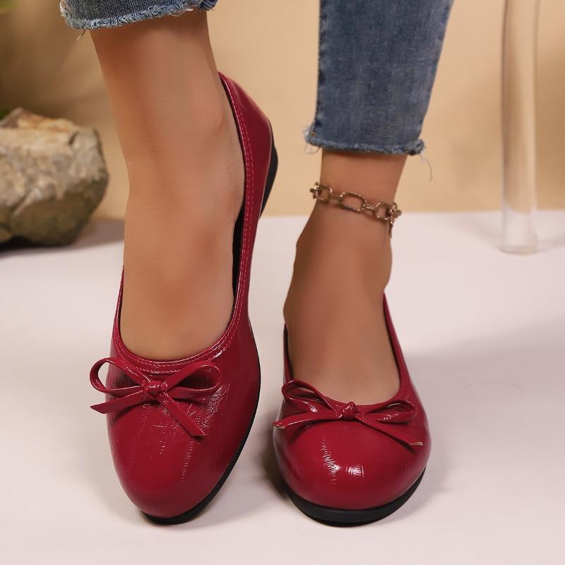 2025 NEW  Women's Flat Shoes Anti-slip and Fashionable Bow-decorated Ballet Flat Shoes Elegant Women's Single Shoes