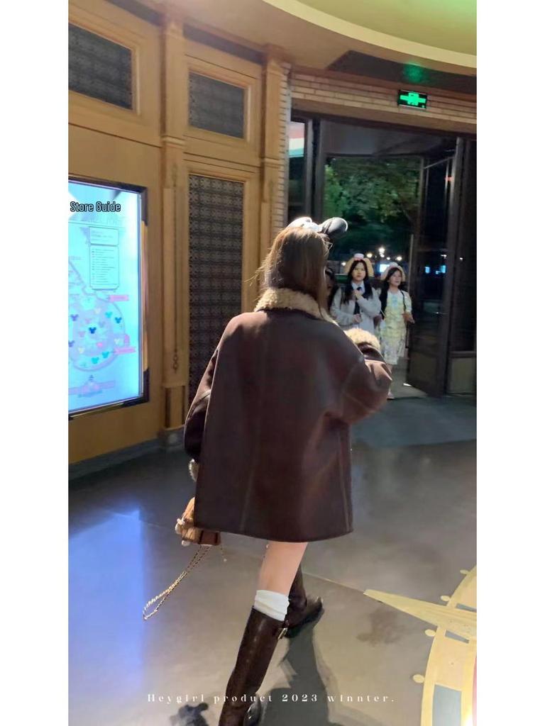 HEYGIR Black Double-Sided Leather Fur Motorcycle Jacket: Women's Winter Warm Loose Fit.