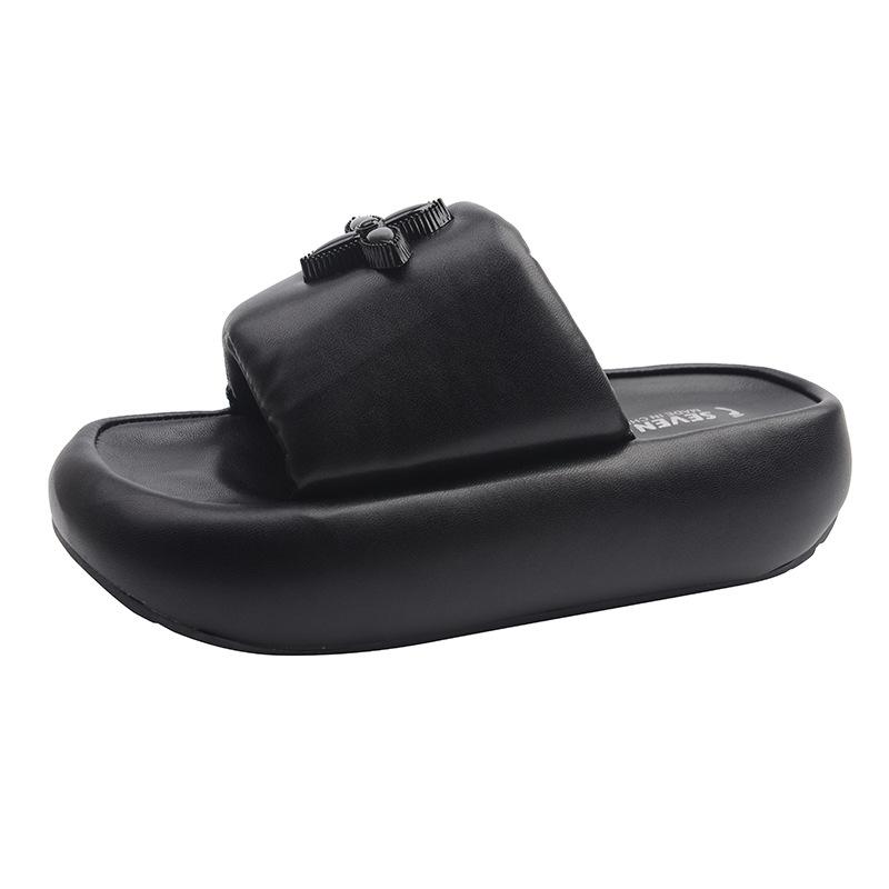 

Small man increases height, thick-soled cool slippers, women s shoes wear 2025 new summer leopard print muffin bottom one-word slippers 35