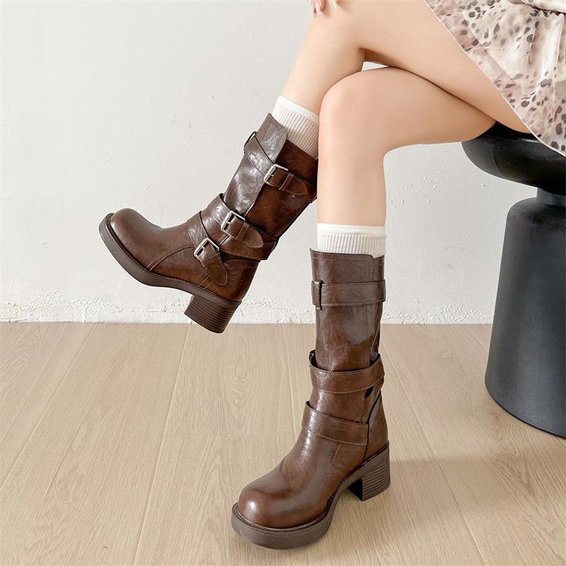 Schwarze Retro-Martin-Stiefel mit dickem hohen Absatz im britischen Stil für Damen 2025 neue Herbst-Stiefel für kleine Personen, höhenverlängernd und dünn, kurze Stiefel