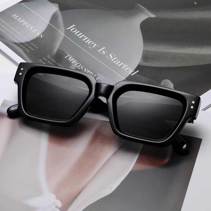 European and American style retro thick frame square sunglasses rice nail decoration Internet celebrity street photography accessories men and women s