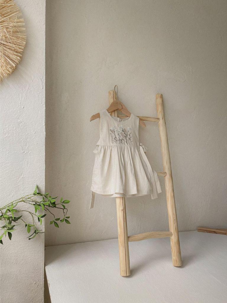 Baby Girls' Spring & Summer Floral Embroidered Butterfly Tie Apron Sleeveless Suspender Dress