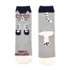 Stilvolle und süße Bouclé-Socken mit einem Crew-Charakter-Erzieherinnen-Nekozawa-san-Druck, Socken, Design, Stil, 23-6722 (#2/GY Grau)