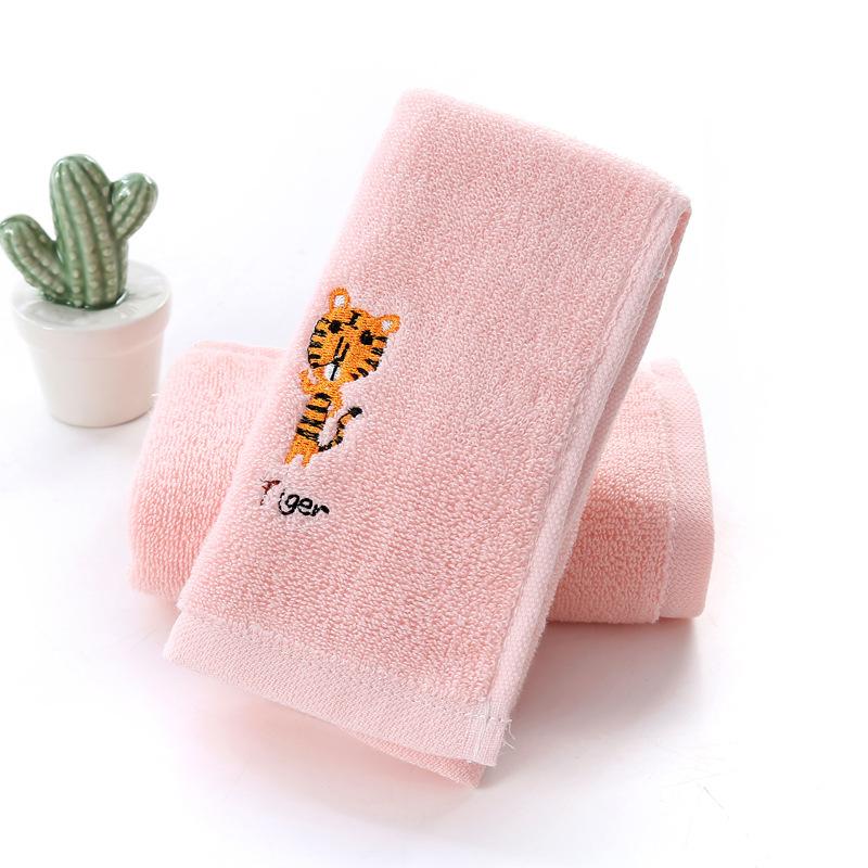 1Pcs 25x25cm 100% Cotton Cartoon Animal Embroidered Small Square Face Towel Baby Hand Children Wash Cloth