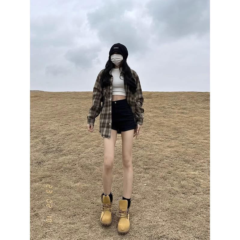 

Женские черные летние шорты А-силуэта, стройнящие фигуру, 2024 Small чёрный