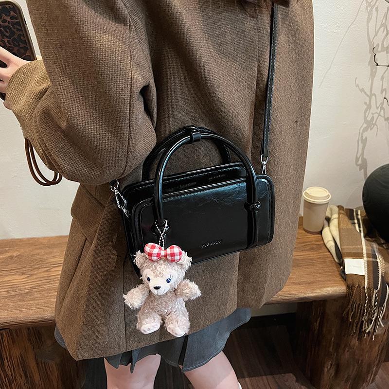 2024 Boston Contrast Color Handbag: Versatile, Fashionable Pillow Shoulder & Crossbody Bag for Women