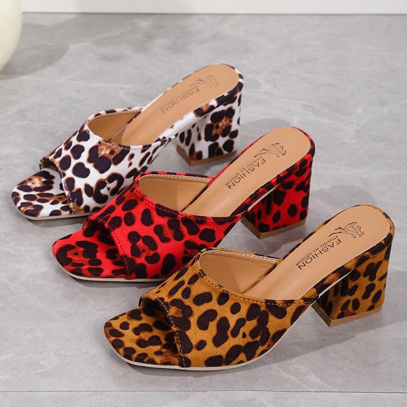 New Sandals Summer Versatile Comfort High Heels Sexy High-end Square Headed Slippers Leopard Print Temperament Women's Shoes