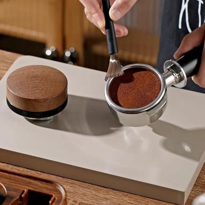 Spazzola per la pulizia della polvere di caffè per utenti domestici, strumento professionale per baristi, spazzola per la cura delle attrezzature da caffè domestiche