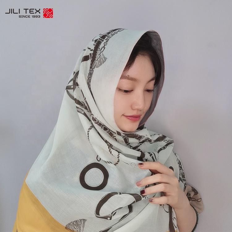 Muslim Custom Printed China  Square Fashion Ladies Hijabs Bawal Tudung Scarves Cotton Voile Hijab