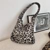Fashionable Korean Ins Style Large Capacity Faux Lamb Wool Tote Bag In Leopard Print