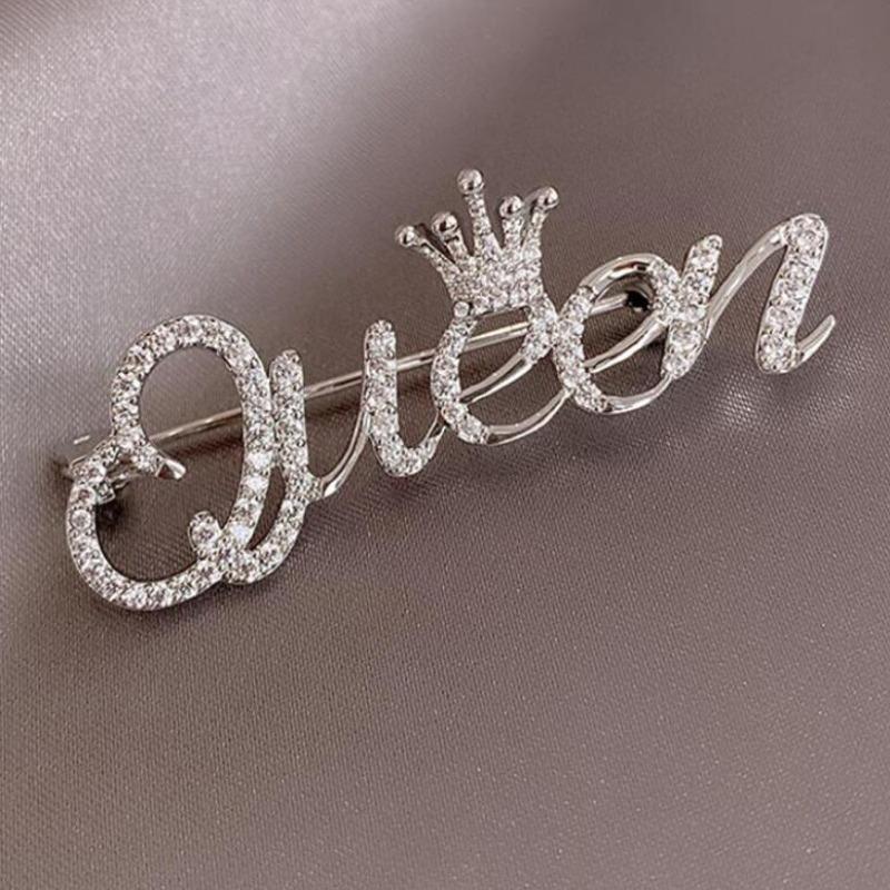 

Fashion Pearl and Rhinestone Brooches for Women Baroque Trendy Butterfly Pins Clothes Accessories Wedding Gifts срібний