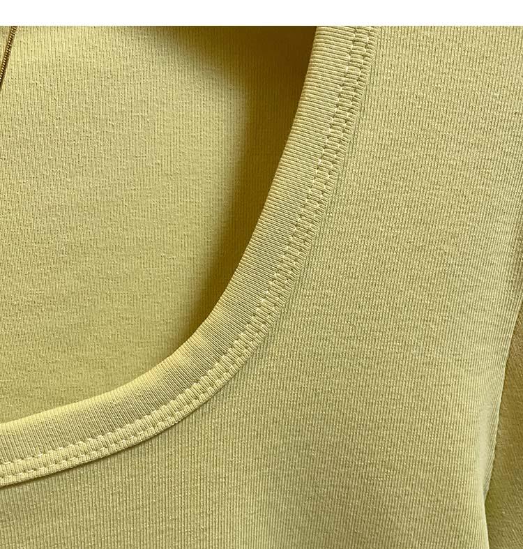 Plus Size French Style Square Neck Women's T-shirt - Tummy Concealing, Slimming Summer Short Sleeve Top