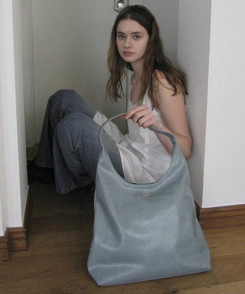 Dumaro Merci Shoulder Bag / Blue