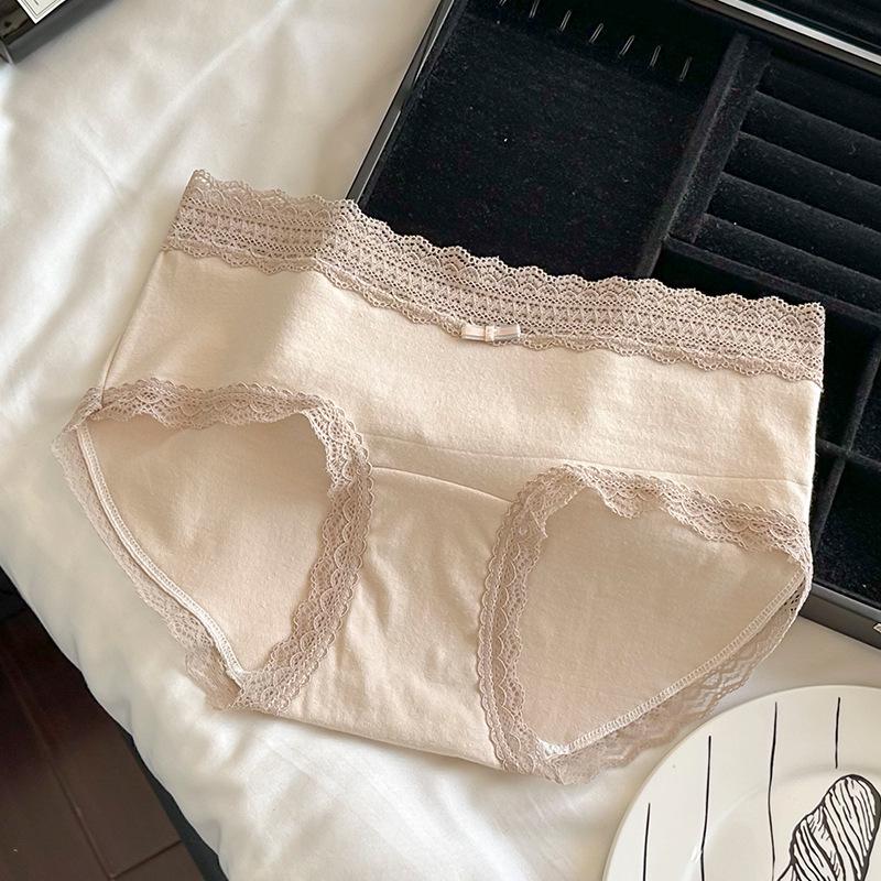 7A Antibacterial Japanese Sweet Cotton Mid-Waist Girls' Briefs - Soft, Breathable, and Comfortable.