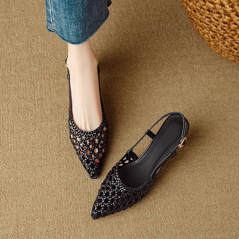 Französische spitze hohle gewebte dicke Ferse leere einzelne Schuhe mit flachem Ausschnitt elegantes Temperament High Heels Mode Sandalen