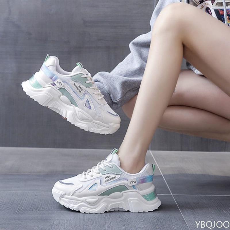 Large Size Autumn Breathable Lightweight Casual Comfortable Women's Shoes Versatile Flat Bottom Women's Sports Dad Shoes