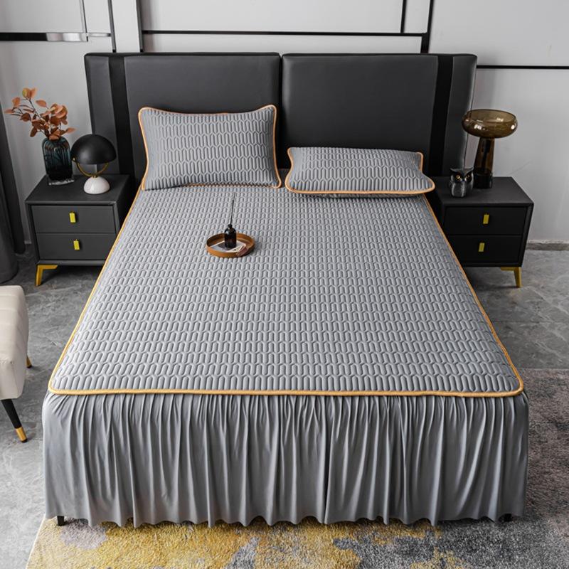 High Quality Latex Cooling Mat with Bed Skirt Elegance Breathable Ice Rayon Soft Breathable Cooling Mat