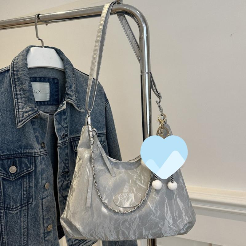 Casual Soft Large Capacity Tote Bag with Wide Strap Decorative Chain for Work Daily Shoulder Purse Use Commute Crossbody Bag