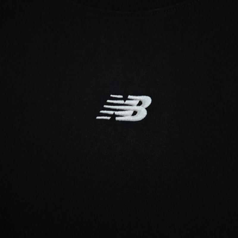 New Balance Camiseta EssenTial CenTer Logo OverfiT Nb