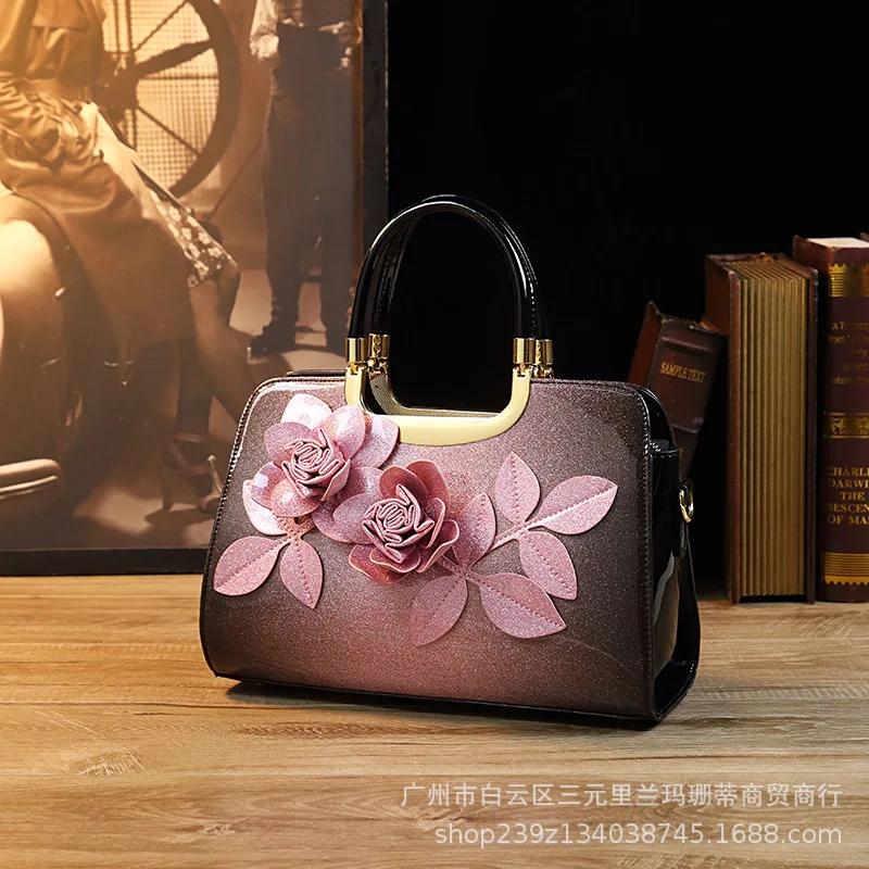 2023 Fashion Gradient Shoulder Bag: High-End Patent Leather Messenger Bag