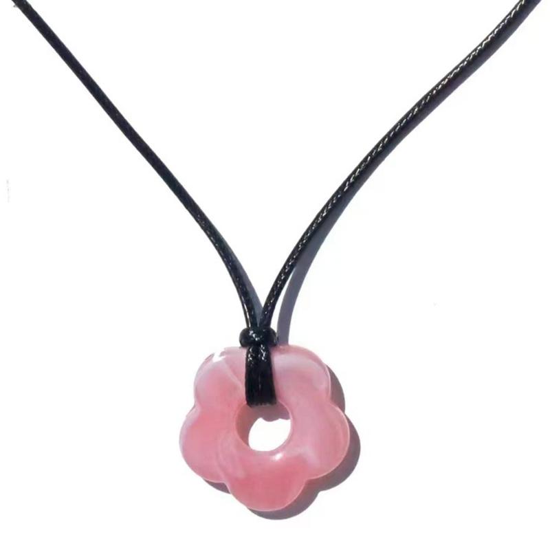 Ins Simple Hollow Plum Pendant Necklace Korean Style Fashion Novel Female All-match Necklace Acrylic Flower Choker