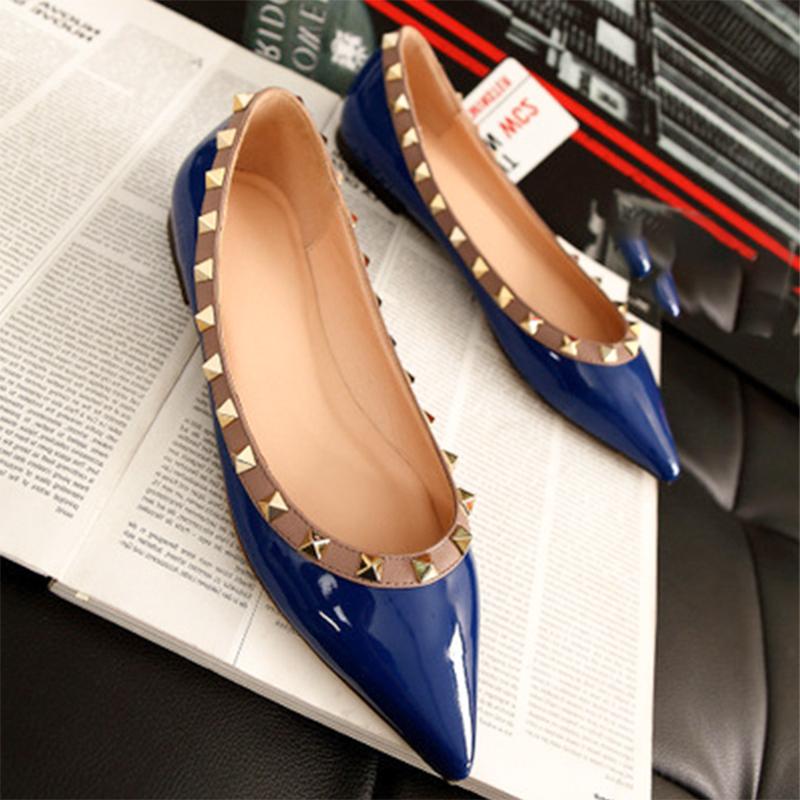 Fashion Small Size 31 32 33 Flat Shoes for Women Spring and Autumn Rivet Pointed Flat Shoes Shallow Large Size Shoes for Women 44 45
