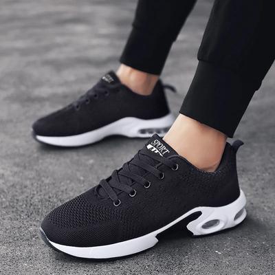 Încălțăminte pentru bărbați – Adidaşi
