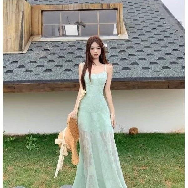 French beautiful waist pinch green suspender mesh dress women's 2026 new summer beautiful and thin long dress women's clothing