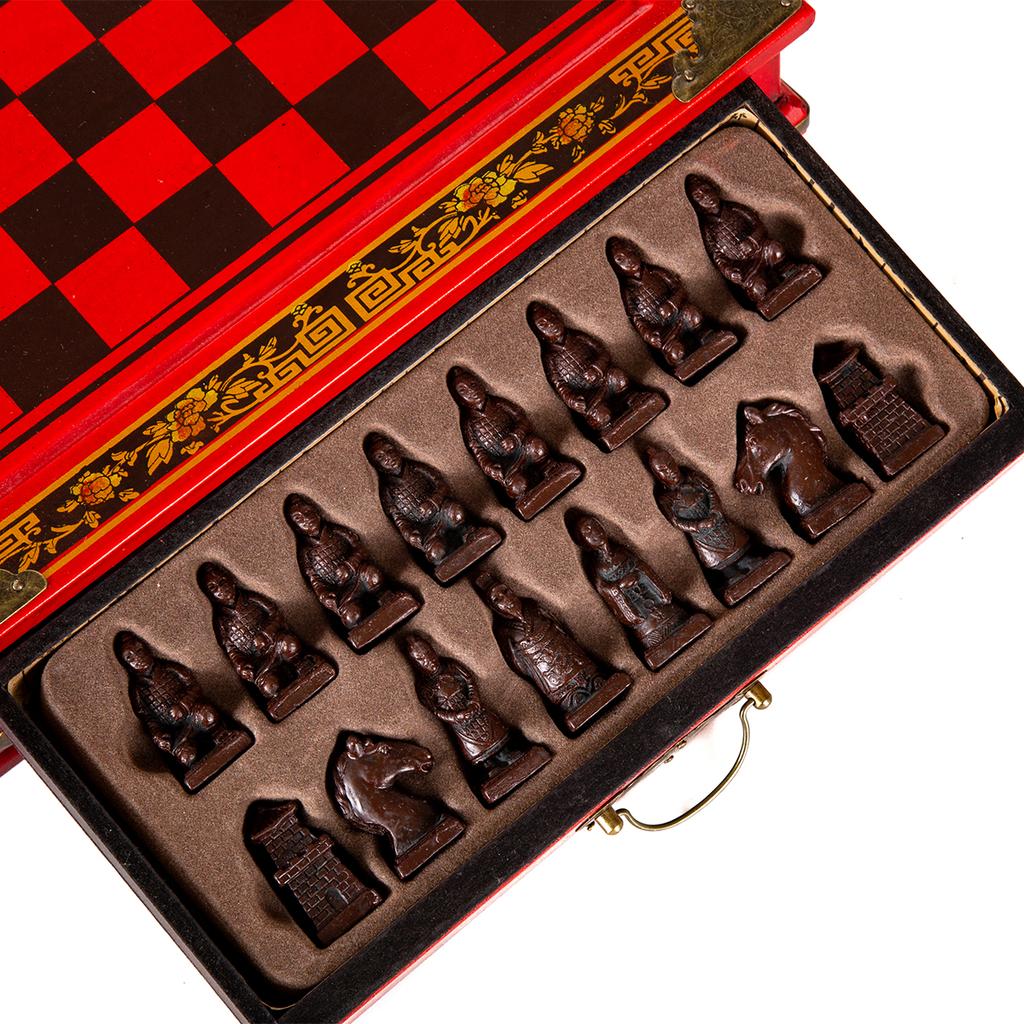 Antique Chess 3D Terra Cotta Warriors Chess Pieces 26 * 26Cm/10.24 * 10.24Inch Medium High Grade Vintage Wooden Table Chess