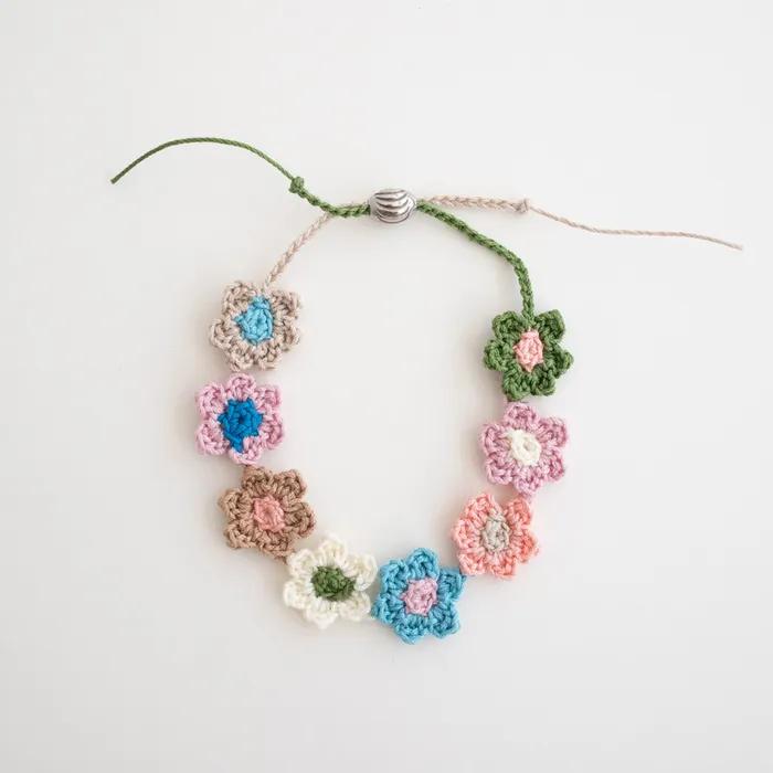 Vintage flower garden crochet bracelet