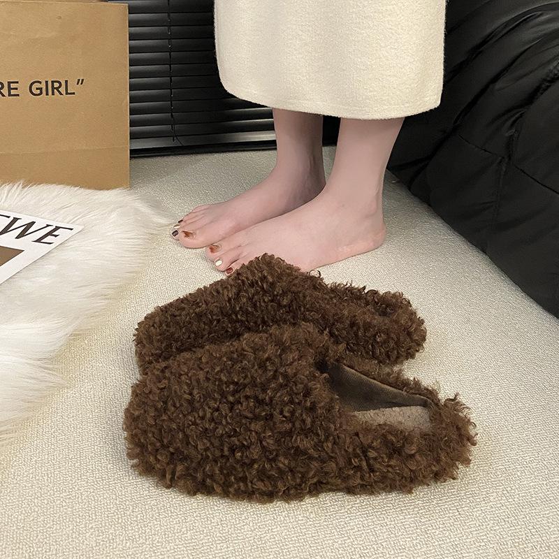 

Большие толстоподошвенные тапочки с кудрявым мехом для женской осенне-зимней носки 2025 новая корейская версия тапочки-полуноски с головой-маффином 40 коричневый