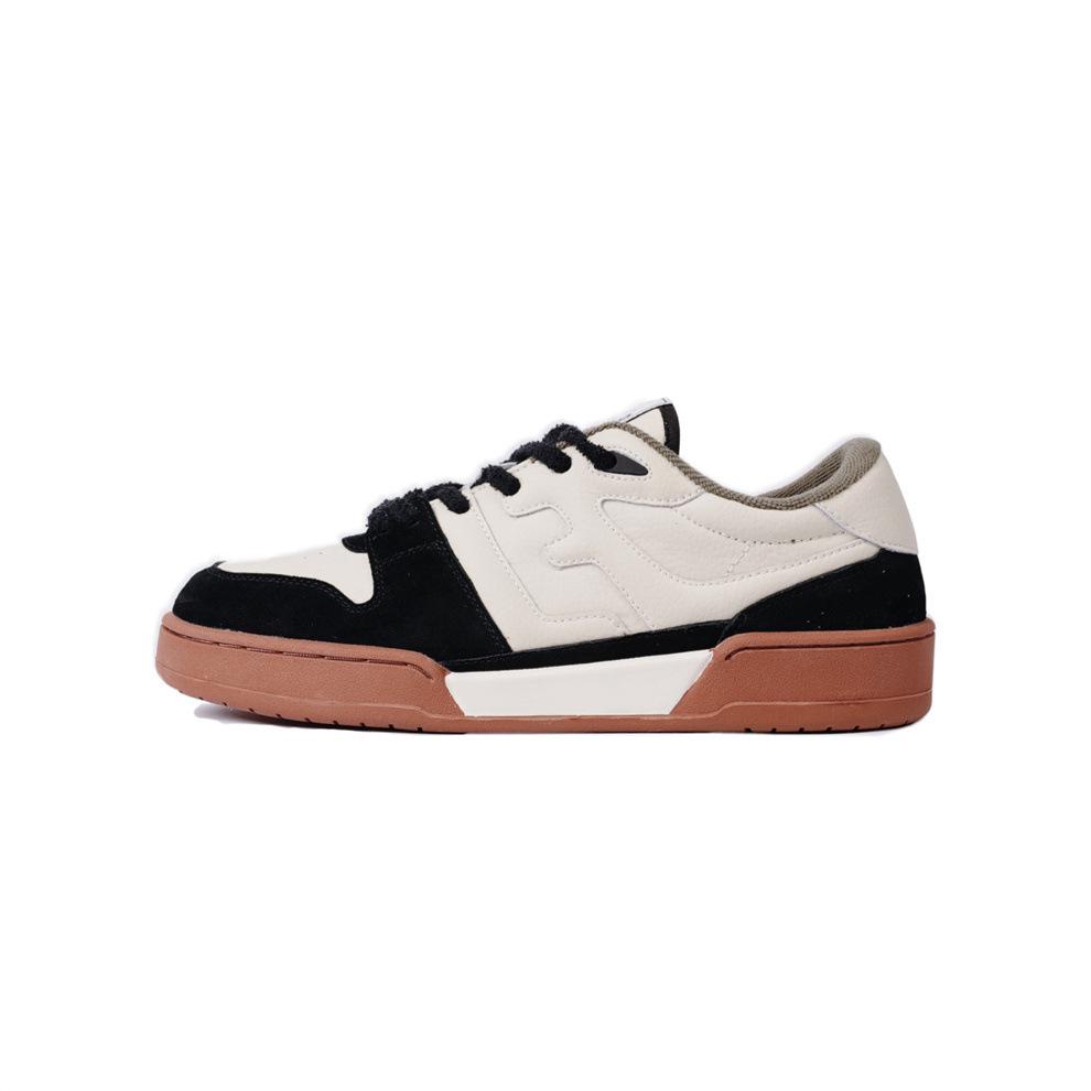 "High-Version F Home White Retro Unisex Casual Sports Shoes with Thick Sole"