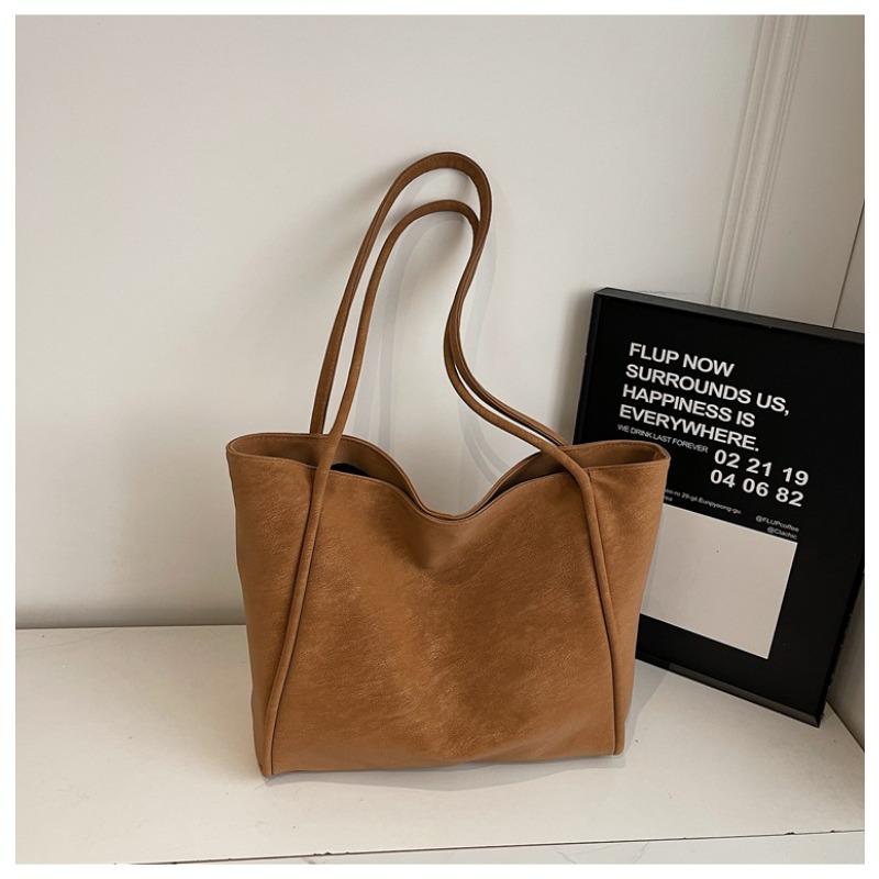 

Tote Bag, A Simple, Large-capacity, Fashionable and Versatile Commuter Underarm Bag without pendant коричневий