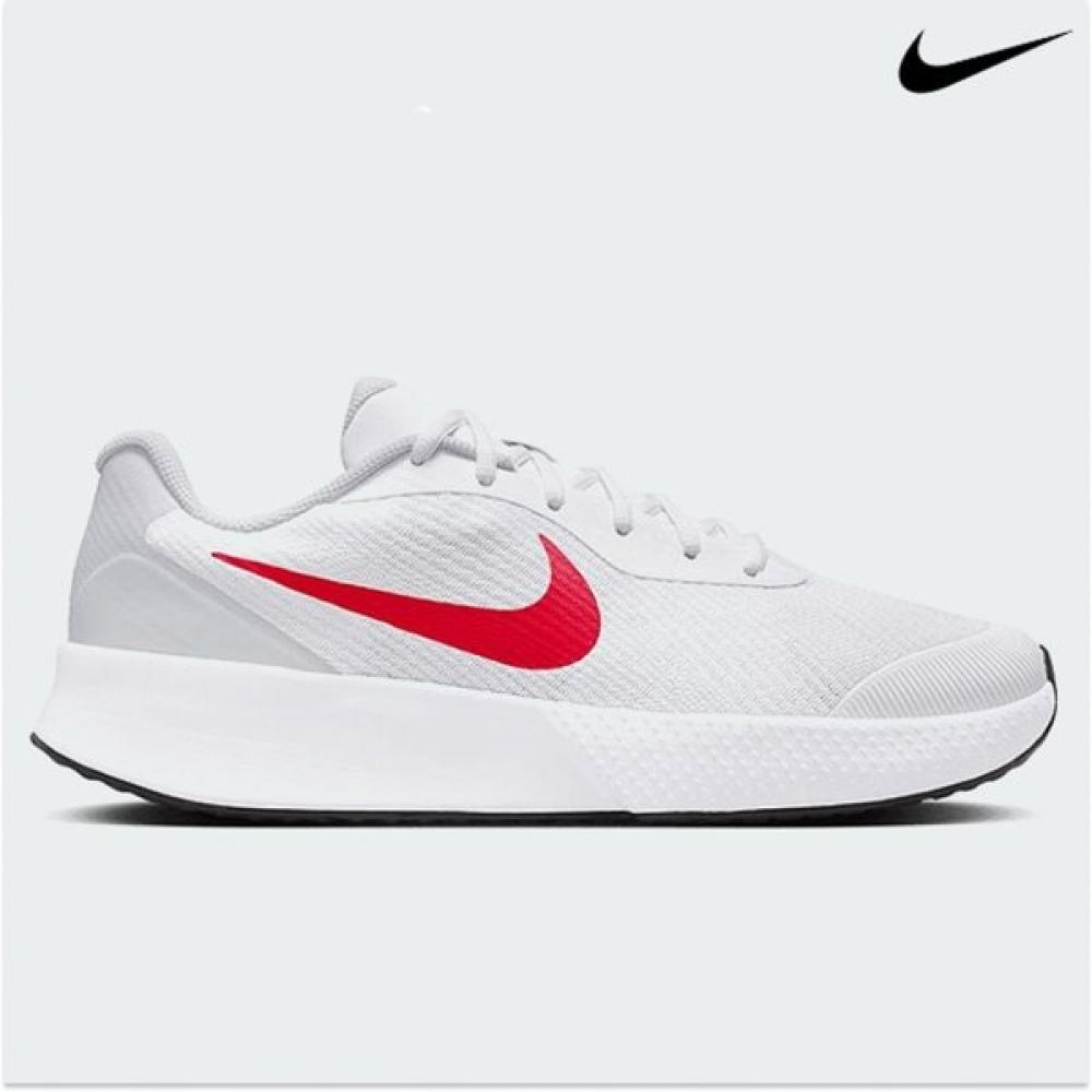 Nike Men S White tenniS Athletic ShoeS Vapor Lite 3 255