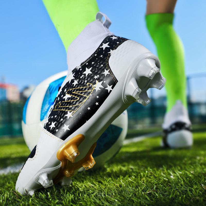 31-48 Large High-quality Shock Absorption Anti-skid and Wear-resistant High Gang Spike Sports Football Shoes