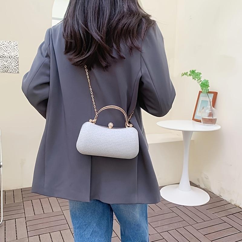 Trendy, minimalist, and stylish small bag with a lock clasp; women's shoulder bag with chain strap / sparkling rhinestone party clutch.