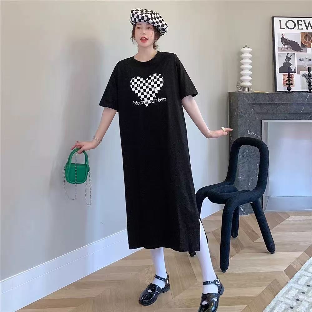 Black and white grid large size women's t-shirt dress, slightly fat in summer mm loose and lazy wind, covering the stomach and showing