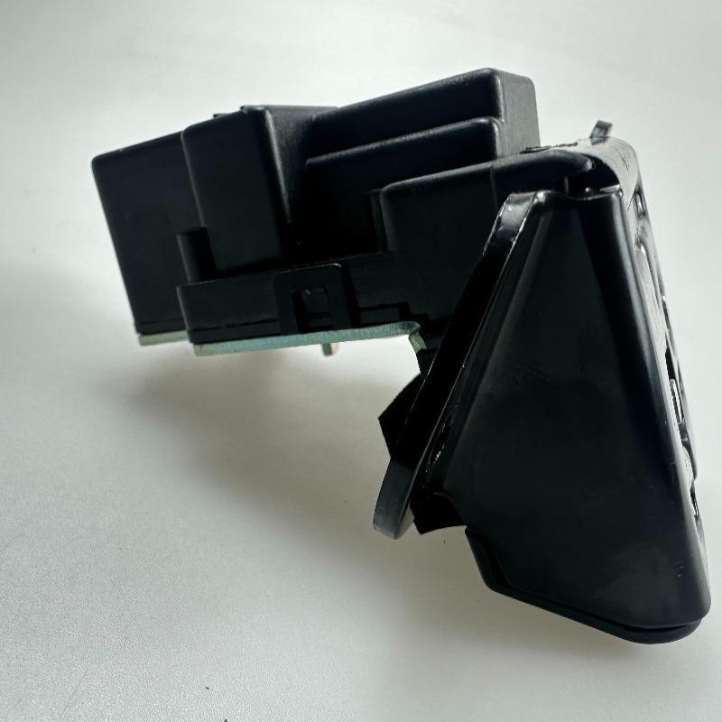 Rear Tailgate Door Lock Latch Actuator for Hyundai Santa Fe Sport Kia Soul EV 2015-2016 Replace 81230-2W000