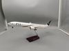 1/157 Scale Model Aircraft b777 Pakistan Airlines Airplane Model B777 Resin with Light & Wheel Planes Souvenir Decoration Home