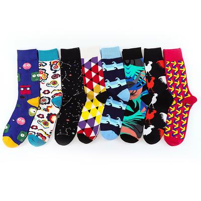Neu eingetroffene Marke Mode Socken Bunte Neuheit Herren Socken Huhn Geometrie Muster Baumwollsocken