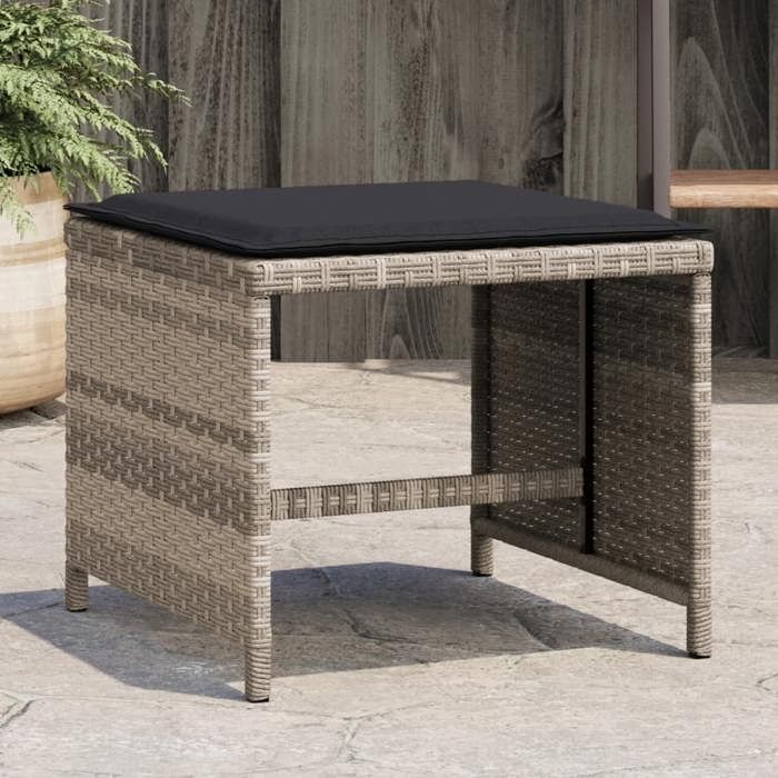 VidaXL Tabourets de jardin coussins lot de 4 gris clair résine tressée, siège de jardin, sièges d'extérieur, tabouret cube, 4007488