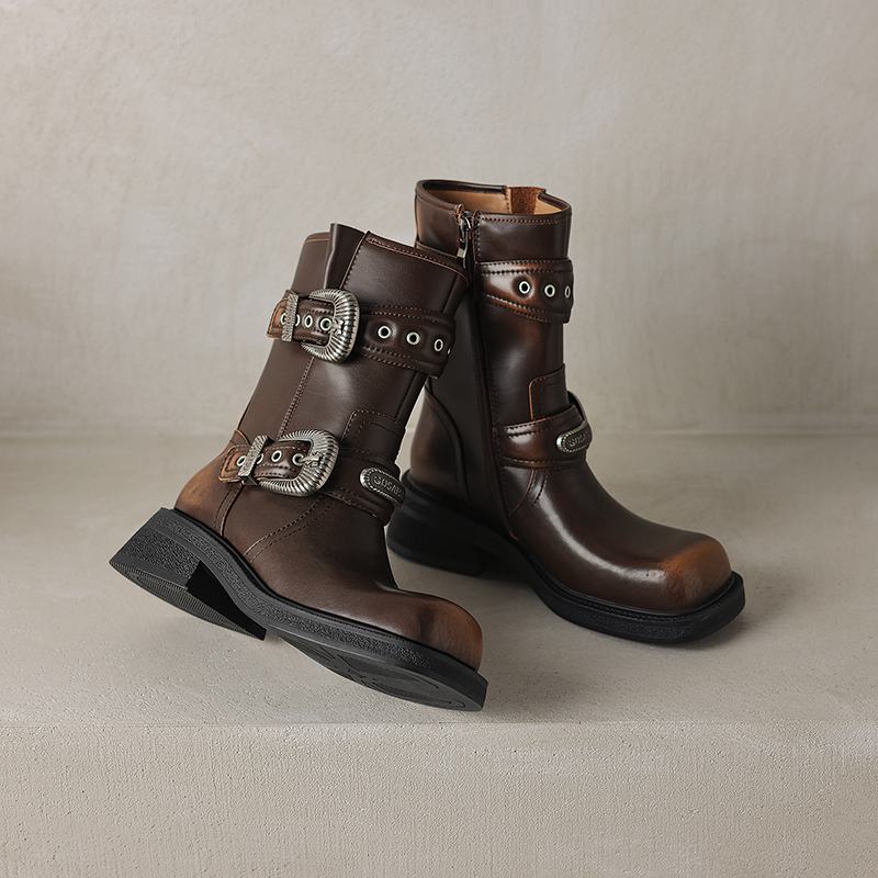 Krazing Pot Kravská kůže Čtvercová špička Zimní Střední podpatky Moderní Westernové boty Ženy Rockový styl Vintage Kovové zapínání Kotníkové boty
