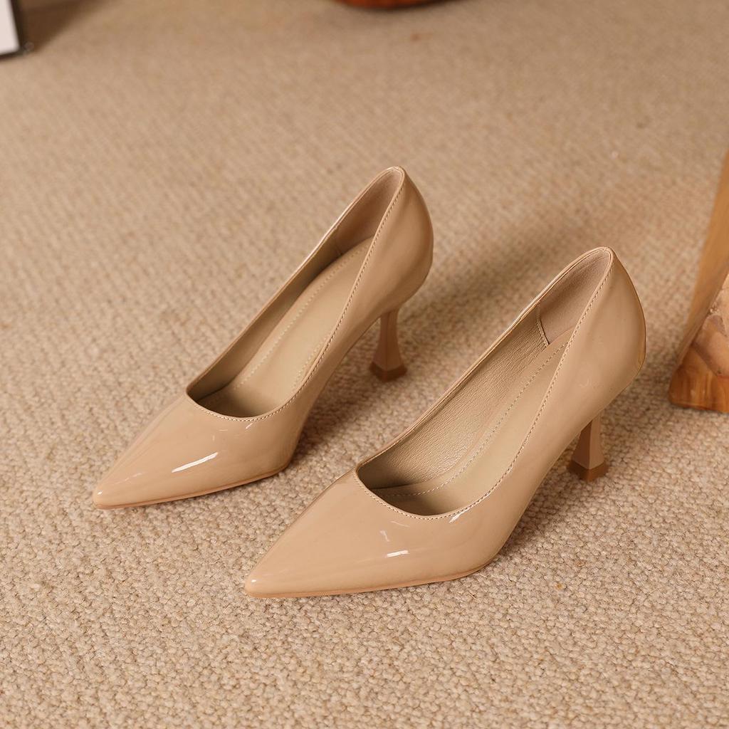 Women's Nude Sexy Stiletto Pumps, Comfortable for Spring and Autumn, Perfect with Skirts, European and American Fashion Style.