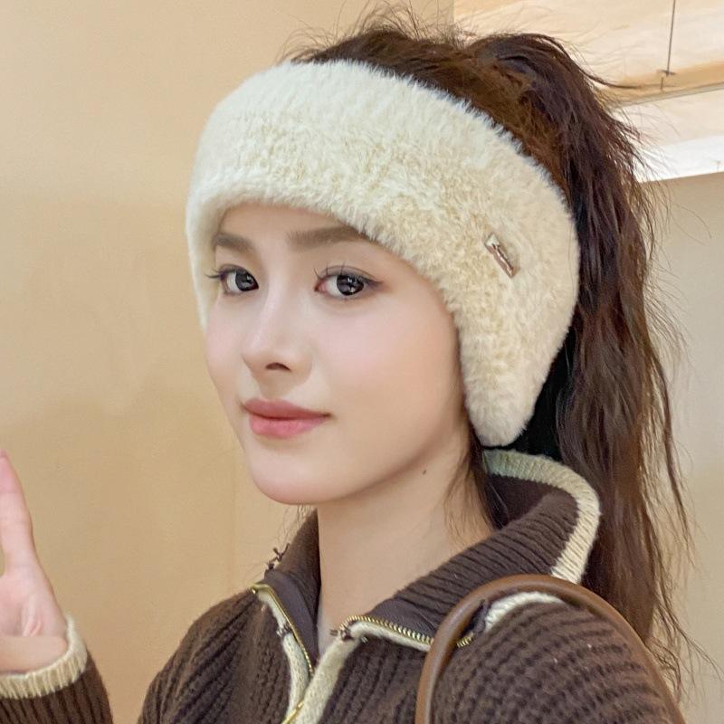 

Headband ear protection hat, warm in winter, plush empty top knitted hat, women s outdoor sports, riding, running, protective forehead, warm one size fits all рожевий