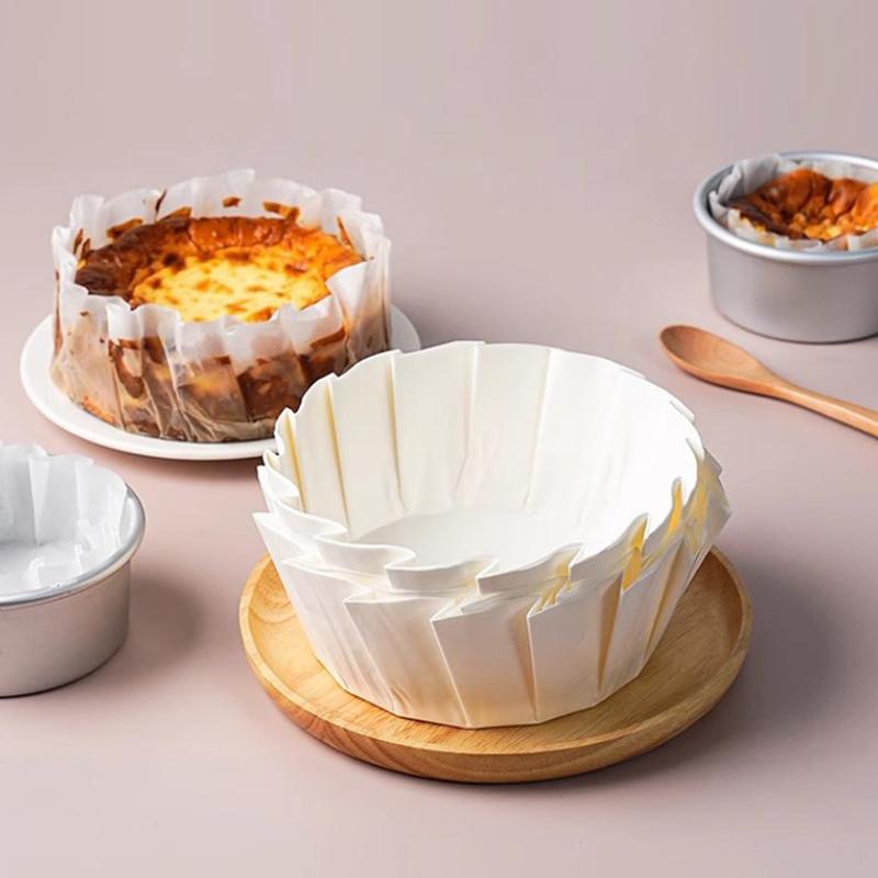 Baskisk ostekakeoljepapirbrett Sammenleggbar kakeform Engangsfrigjøringsmousse Kakepapir Bakeoljefast kantpapir
