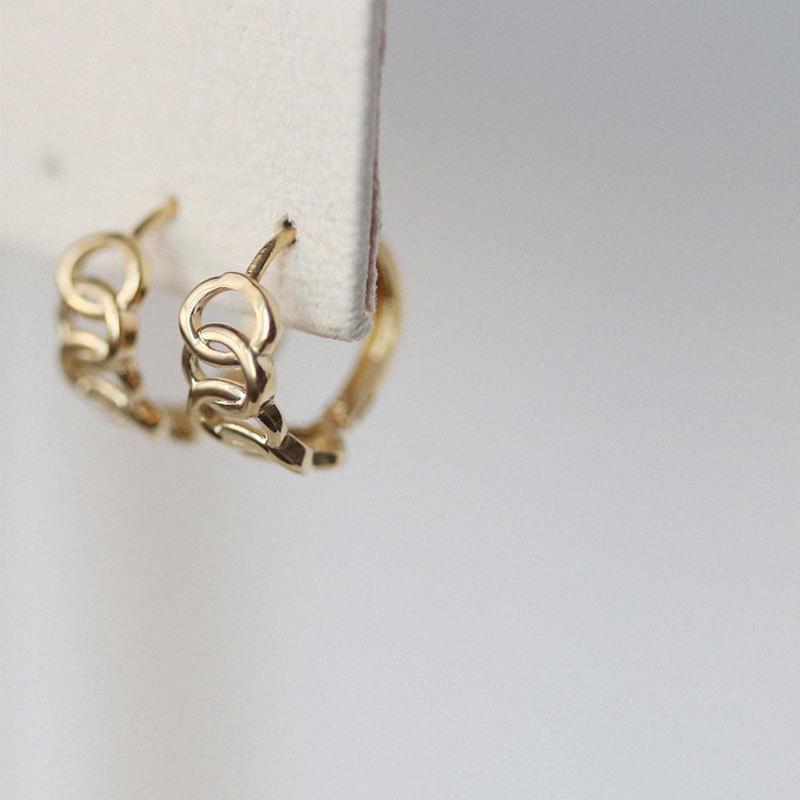 Korean Style Earrings, 8-character Circle, Cold Style, Versatile Earrings